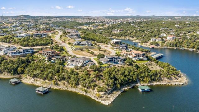 624 Casasanta TRL, Spicewood, TX 78738