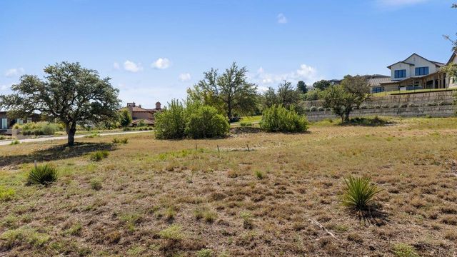 624 Casasanta TRL, Spicewood, TX 78738