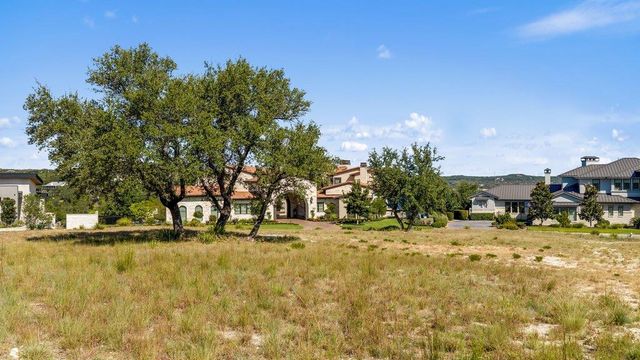 624 Casasanta TRL, Spicewood, TX 78738