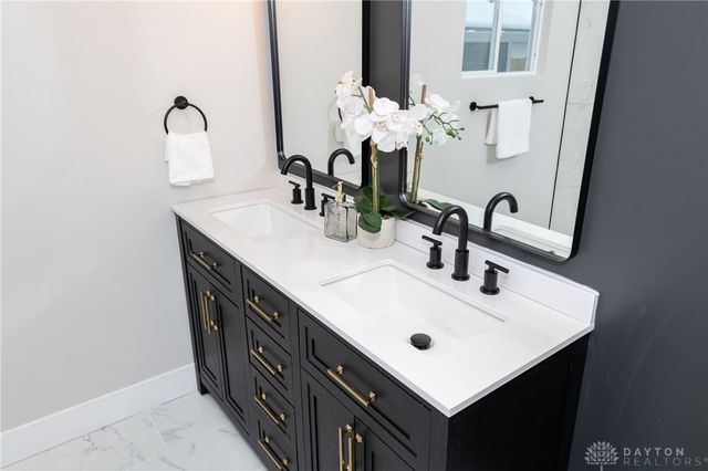 809 Wellmeier Avenue, Dayton, OH 45410