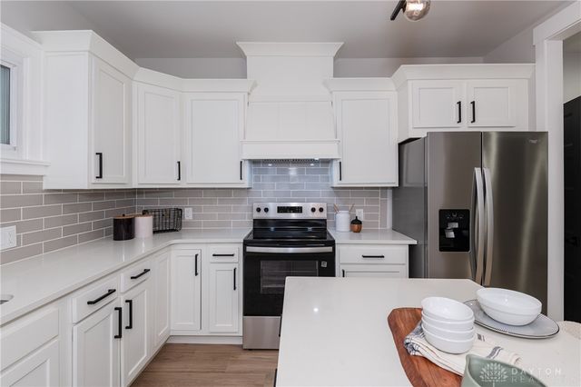 809 Wellmeier Avenue, Dayton, OH 45410