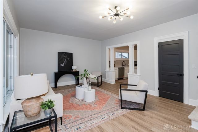 809 Wellmeier Avenue, Dayton, OH 45410