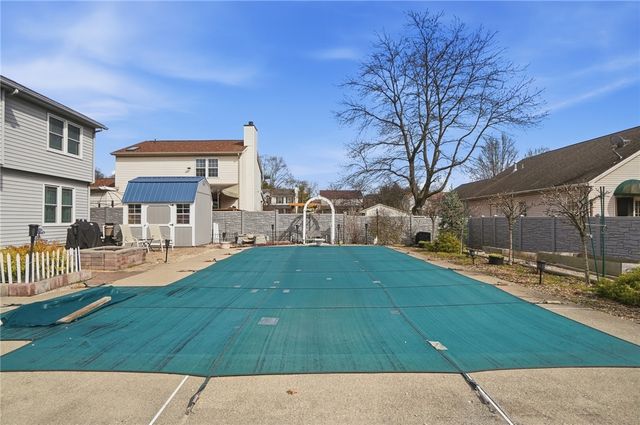 4908 Wicklow Drive, Middletown, OH 45042