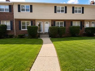3352 Coolidge Highway 11, Royal Oak, MI 48073