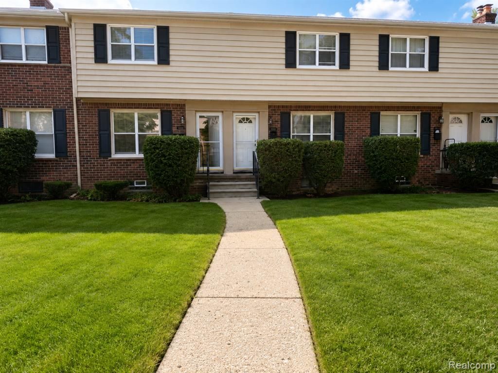 3352 Coolidge Highway 11, Royal Oak, MI 48073