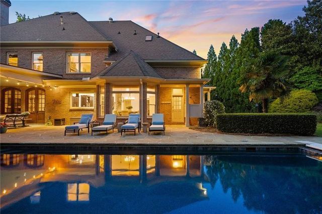 740 Riley Place, Atlanta, GA 30327