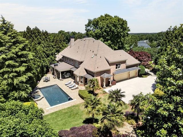 740 Riley Place, Atlanta, GA 30327