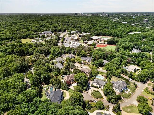 740 Riley Place, Atlanta, GA 30327