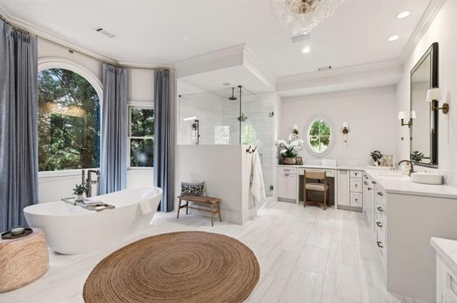 740 Riley Place, Atlanta, GA 30327