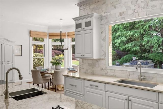 740 Riley Place, Atlanta, GA 30327