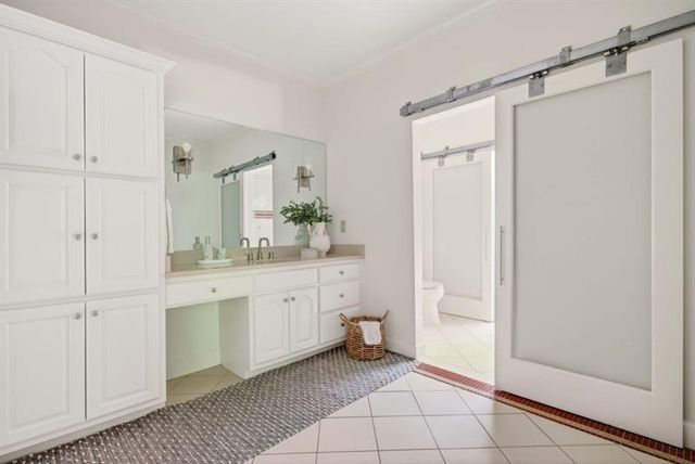 740 Riley Place, Atlanta, GA 30327
