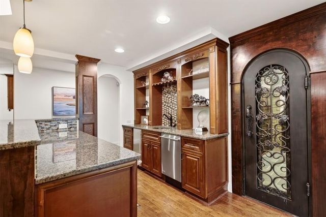 740 Riley Place, Atlanta, GA 30327