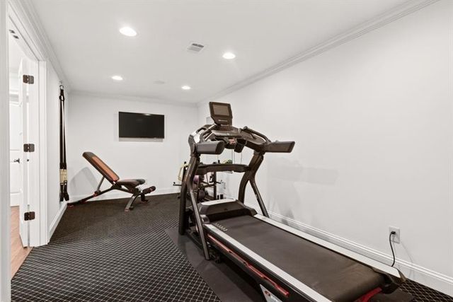 740 Riley Place, Atlanta, GA 30327