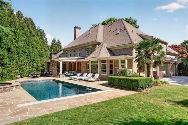 740 Riley Place, Atlanta, GA 30327