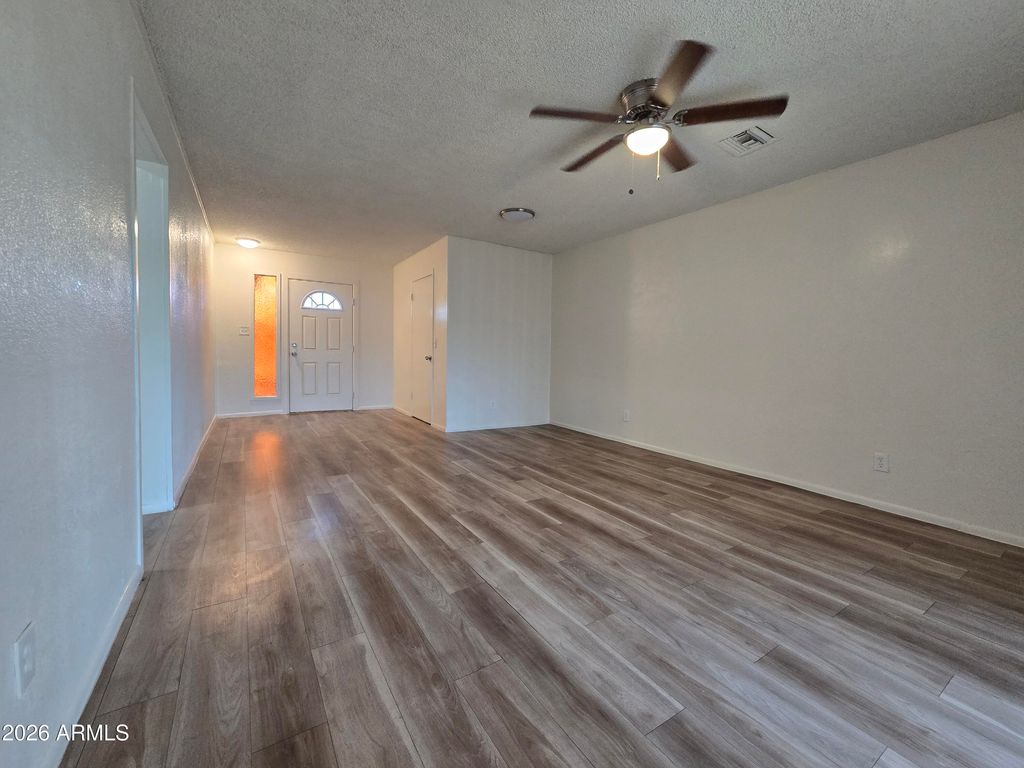 3339 W CHOLLA Street, Phoenix, AZ 85029 — photo 4