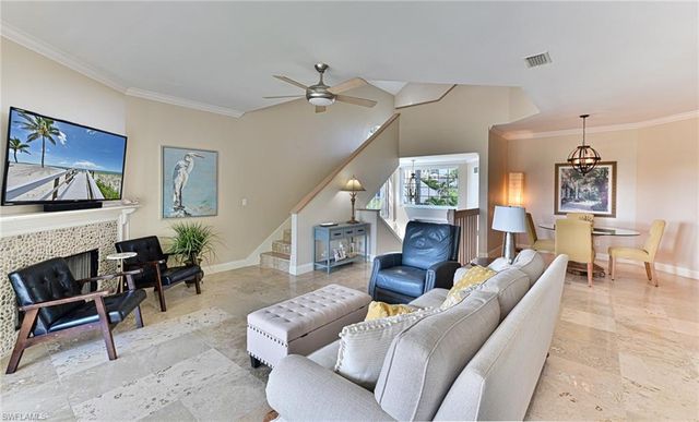 175 Barefoot CIR, Bonita Springs, FL 34134