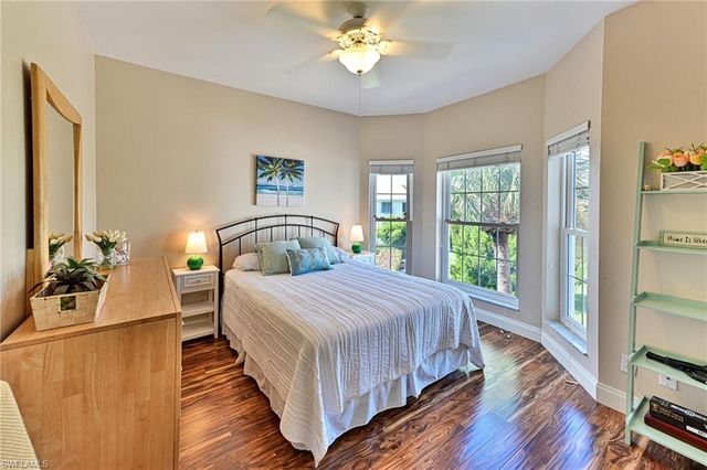 175 Barefoot CIR, Bonita Springs, FL 34134