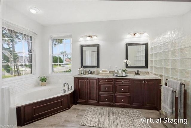 12781 Meadow Pine LN, Fort Myers, FL 33913