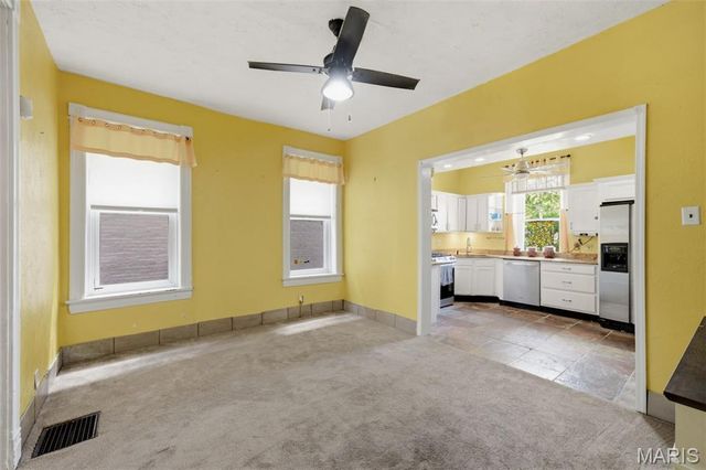 7507 Virginia Avenue, St Louis, MO 63111