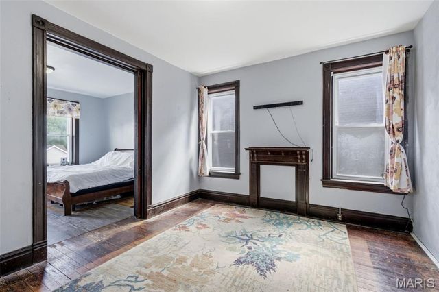 7507 Virginia Avenue, St Louis, MO 63111
