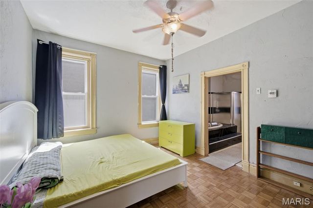 7507 Virginia Avenue, St Louis, MO 63111