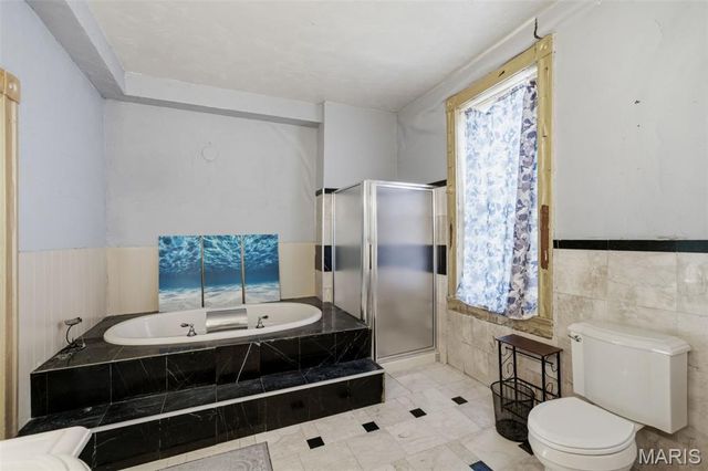 7507 Virginia Avenue, St Louis, MO 63111