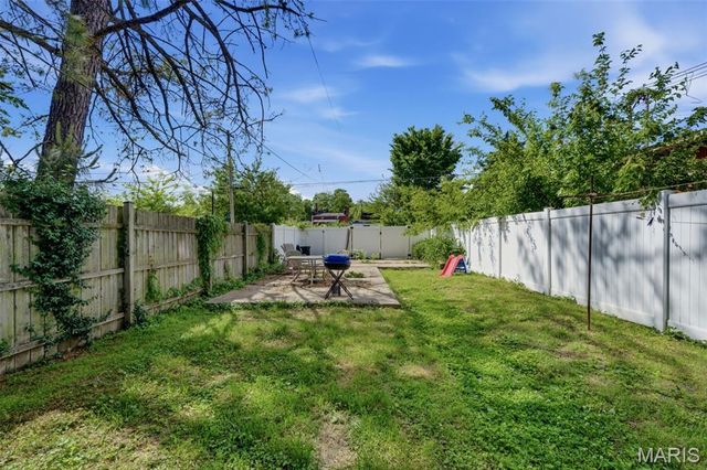 7507 Virginia Avenue, St Louis, MO 63111