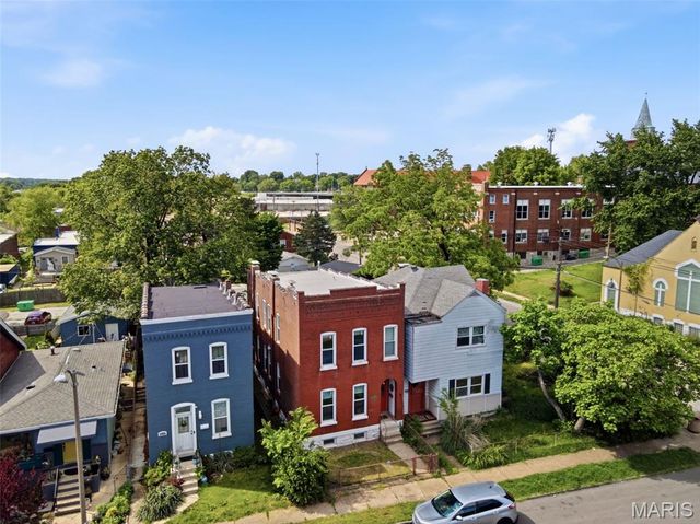 7507 Virginia Avenue, St Louis, MO 63111