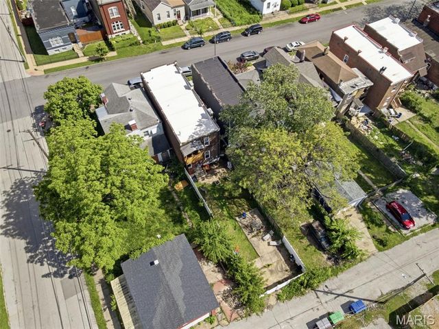 7507 Virginia Avenue, St Louis, MO 63111
