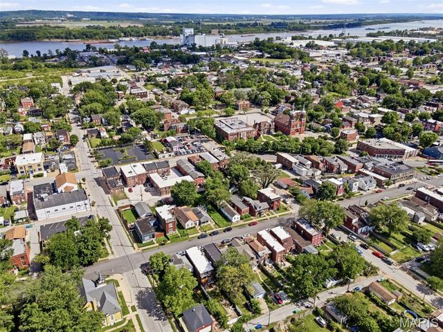 7507 Virginia Avenue, St Louis, MO 63111