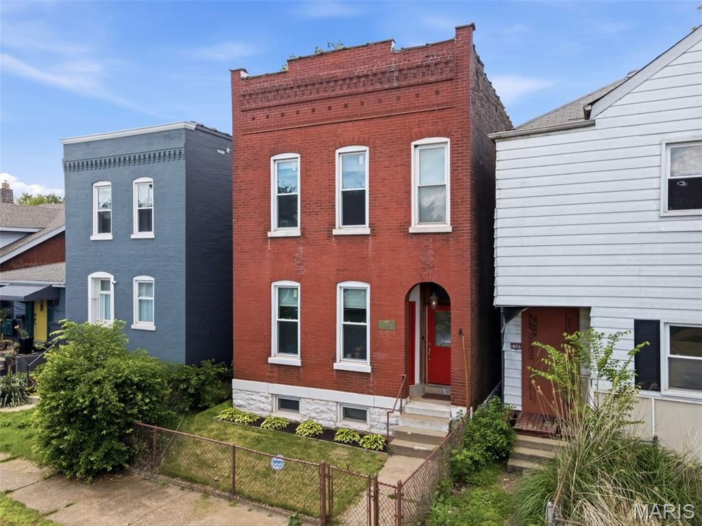 7507 Virginia Avenue, St Louis, MO 63111