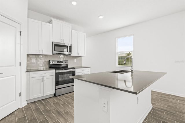 1458 WAVERUNNER LANE, Winter Garden, FL 34787