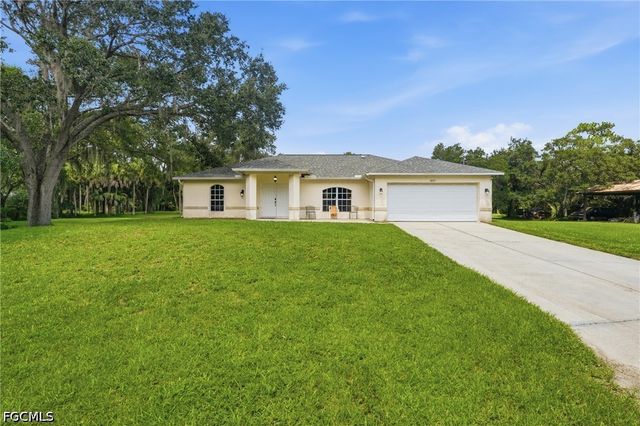 18371 Slater RD, North Fort Myers, FL 33917