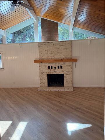 31024 Wild Oak, Running Springs, CA 92382
