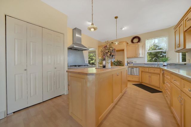 16724 Alpine Dr, Pioneer, CA 95666