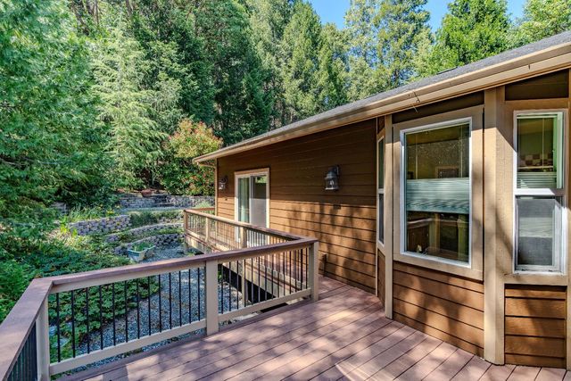 16724 Alpine Dr, Pioneer, CA 95666