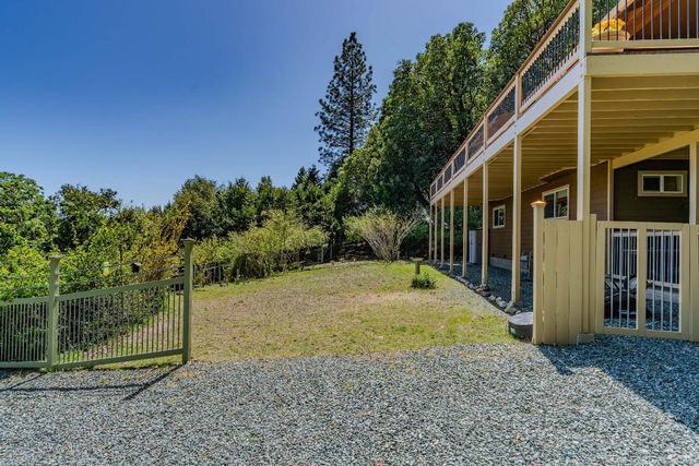 16724 Alpine Dr, Pioneer, CA 95666