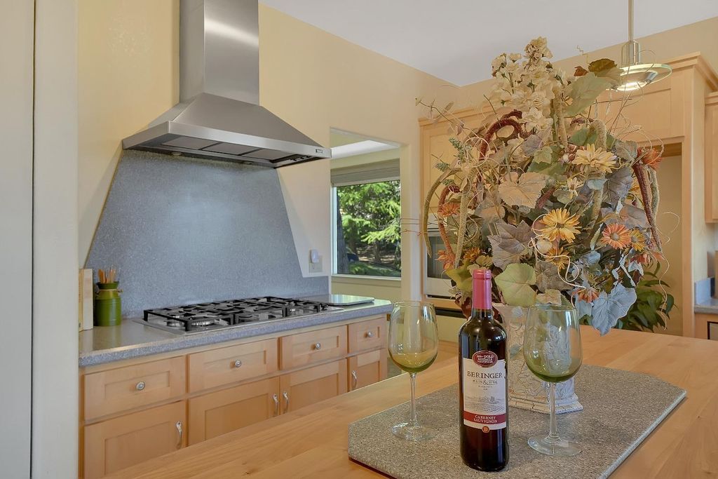 16724 Alpine Dr, Pioneer, CA 95666