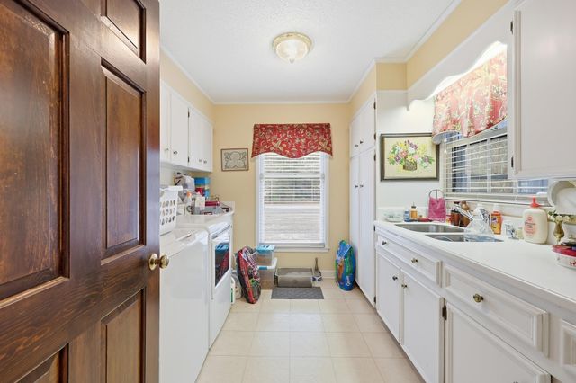 84 Nathan Rd., Kingstree, SC 29556