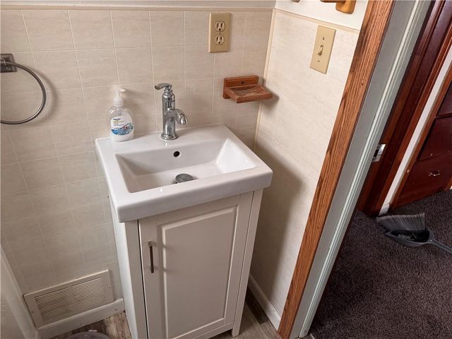 303 E Gates Street, Rice Lake, WI 54868