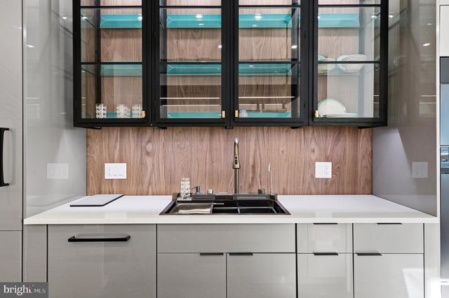 1203 G ST NE, Washington, DC 20002