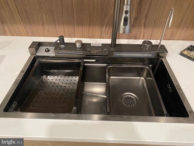 1203 G ST NE, Washington, DC 20002