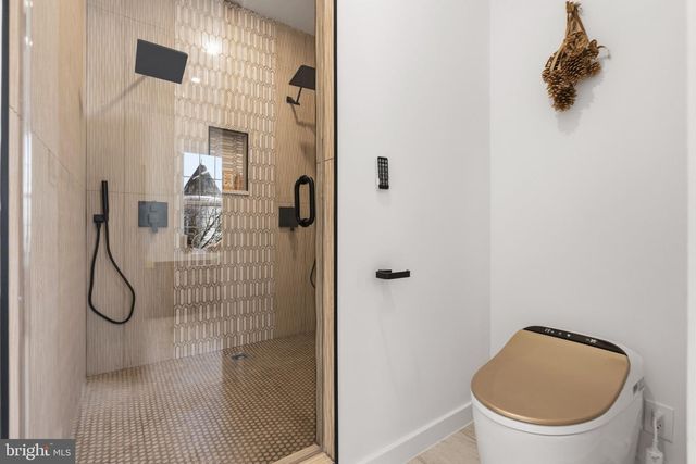 1203 G ST NE, Washington, DC 20002