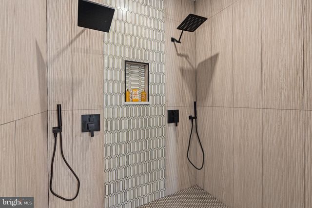 1203 G ST NE, Washington, DC 20002