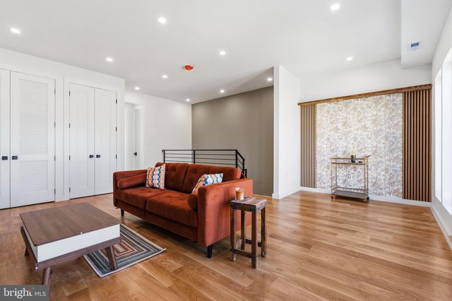 1203 G ST NE, Washington, DC 20002