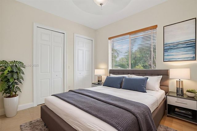 2913 SW 13th St, Miami, FL 33145