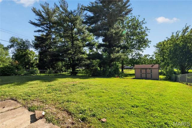 9248 Filibert Drive, St Louis, MO 63137