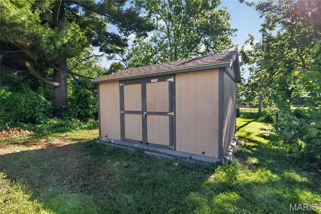 9248 Filibert Drive, St Louis, MO 63137