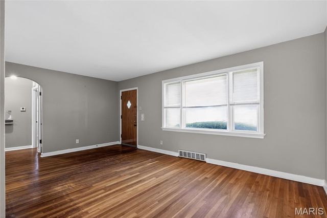 9248 Filibert Drive, St Louis, MO 63137