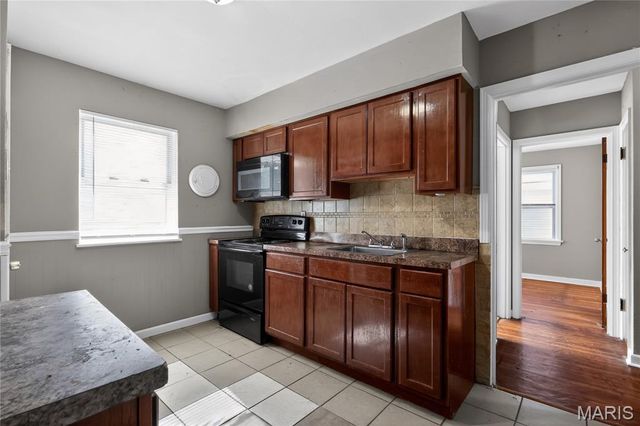 9248 Filibert Drive, St Louis, MO 63137